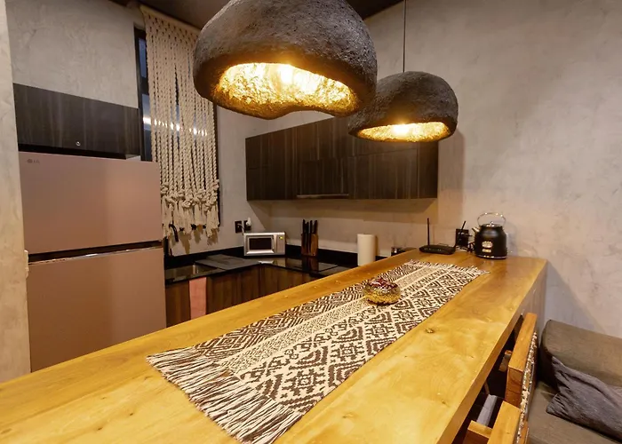 "designer Cave Loft" In Zone - Club Included Apartamento