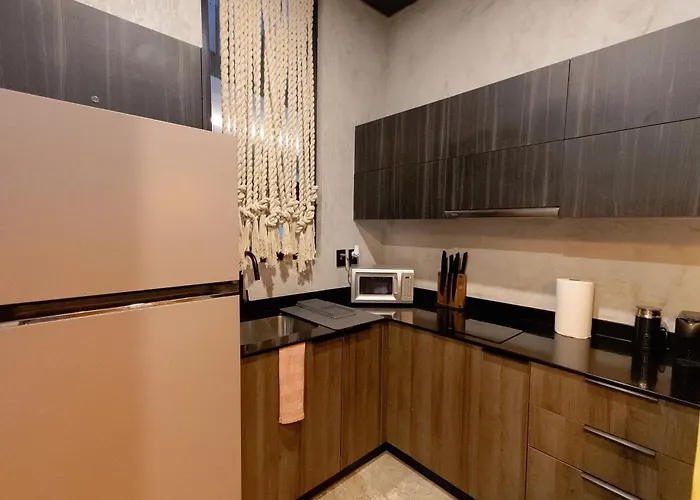 Apartment "designer Cave Loft" In Zone - Club Included *
