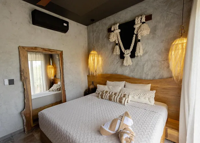 Apartment "designer Cave Loft" In Zone - Club Included *
