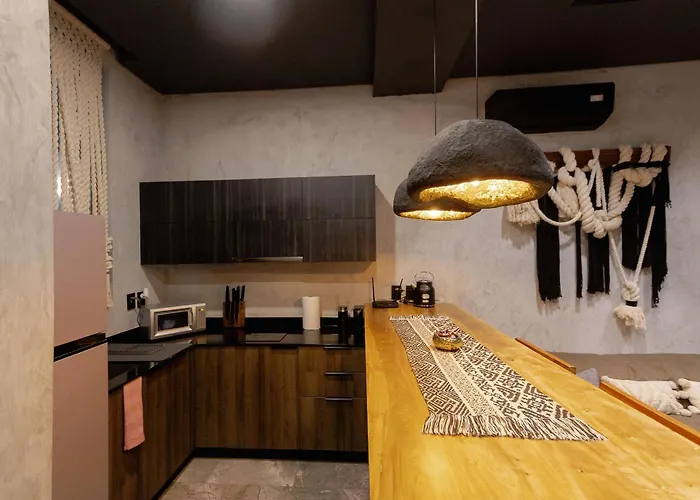 Apartment "designer Cave Loft" In Zone - Club Included